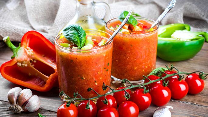 Un smoothie détox à base de tomates cerises et de poivrons pour se ressourcer et favoriser la perte de poids