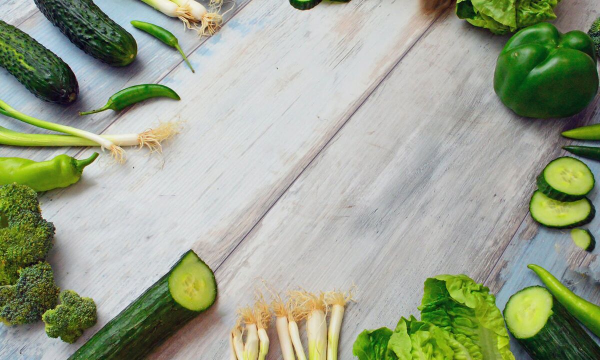 Légumes verts hypocaloriques au menu du régime au sarrasin